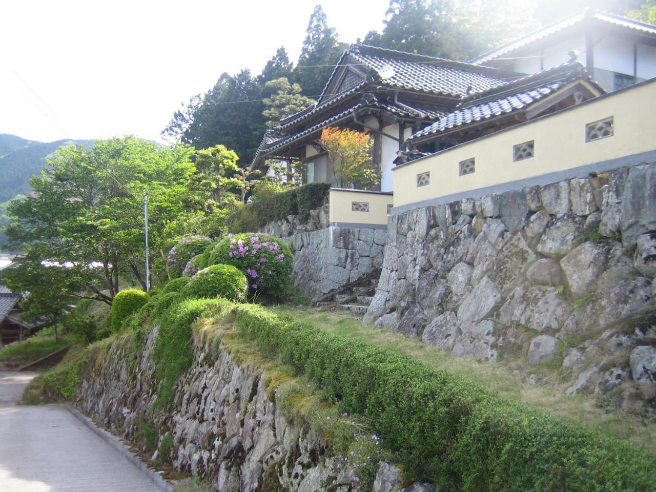 Japanese Style Inn Dohzen Miwa Niimi Buitenkant foto